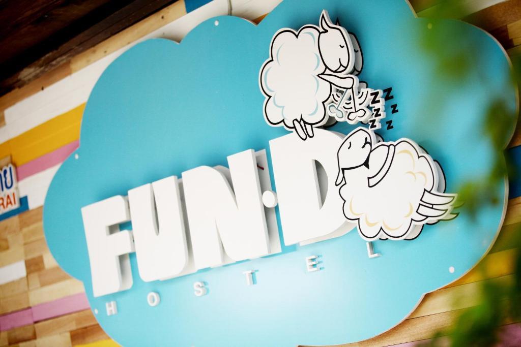 Fun-D Hostel Τσιανγκ Ράϊ Εξωτερικό φωτογραφία